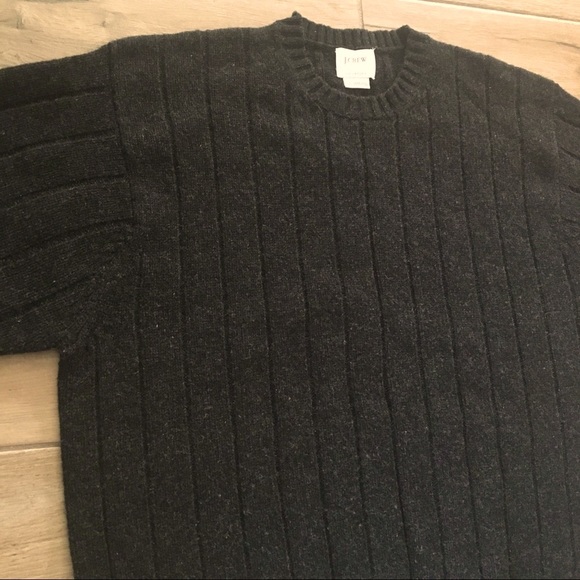 Men’s J. Crew Lambswool Sweater - Picture 2 of 5